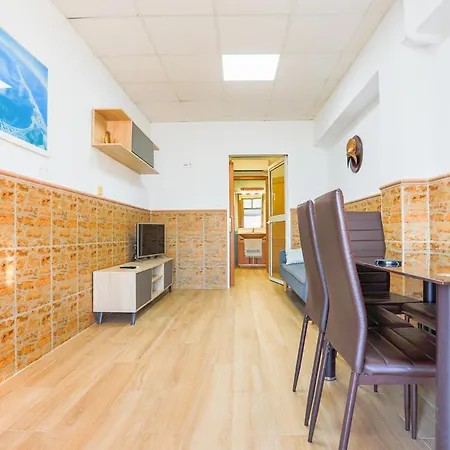 Nice In With Kitchen *
